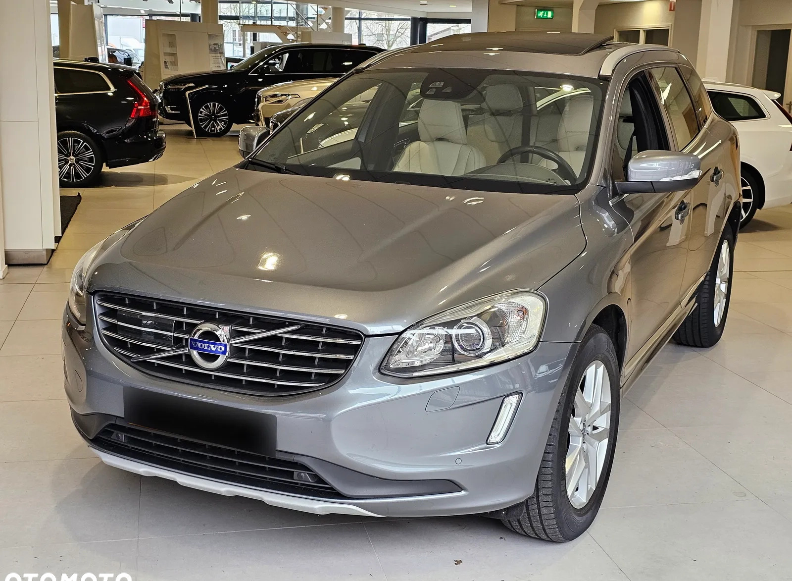 Volvo XC 60 cena 135900 przebieg: 156000, rok produkcji 2017 z Stryków małe 466